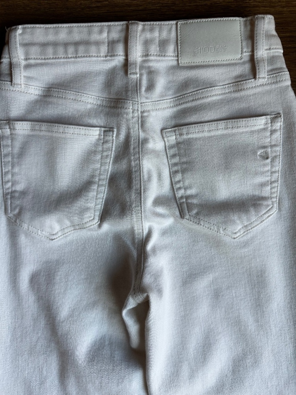 Hidden Ankle Jean